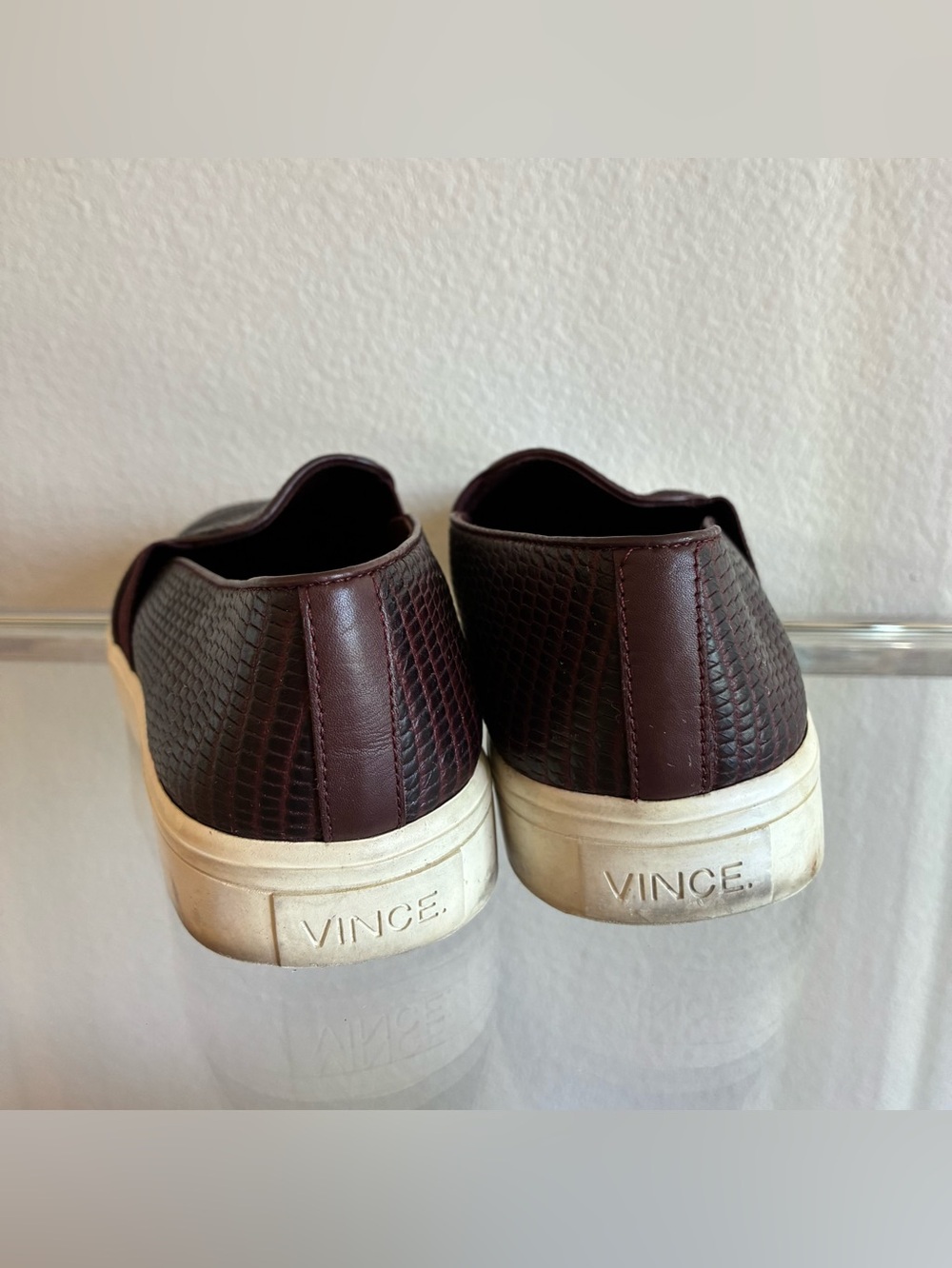 Vince 37 Burgundy Lizard Embossed Leather Slip-On Sneakers - Picture 2 of 5